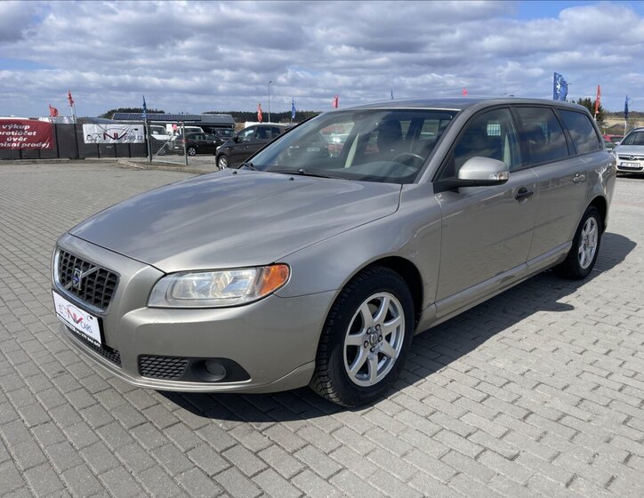 Volvo V70 Kombi 2,0 l 100 kw