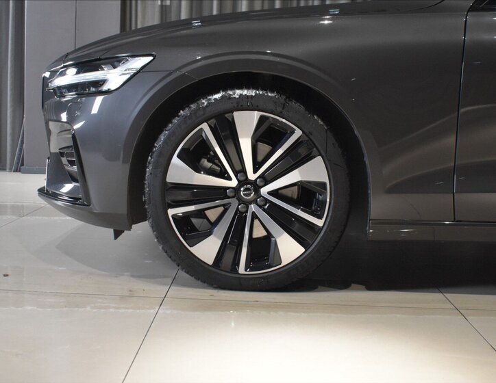 Volvo V60 Kombi 2,0 l 145 kw