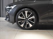 Volvo V60 Kombi 2,0 l 145 kw