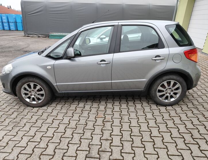 Suzuki SX4 2