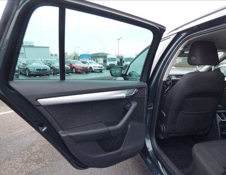 Škoda Octavia Kombi 2,0 l 110 kw