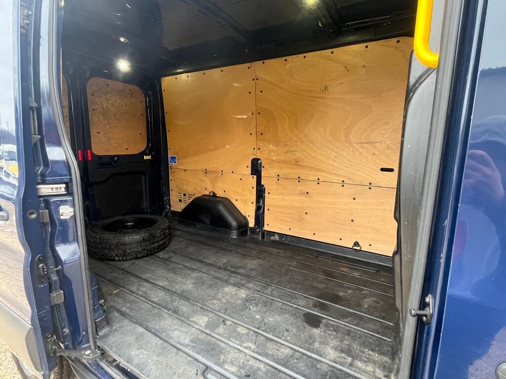 Ford Transit Skříň 2,0 l 125 kw