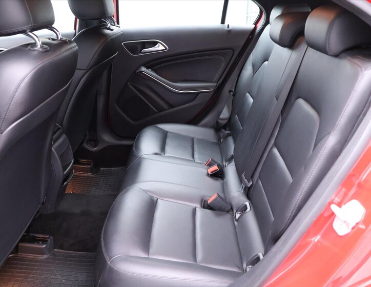 Mercedes-Benz Třídy A 13