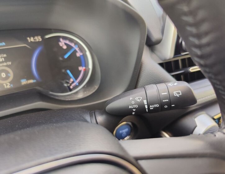 Toyota RAV4 SUV 2,5 l 163 kw