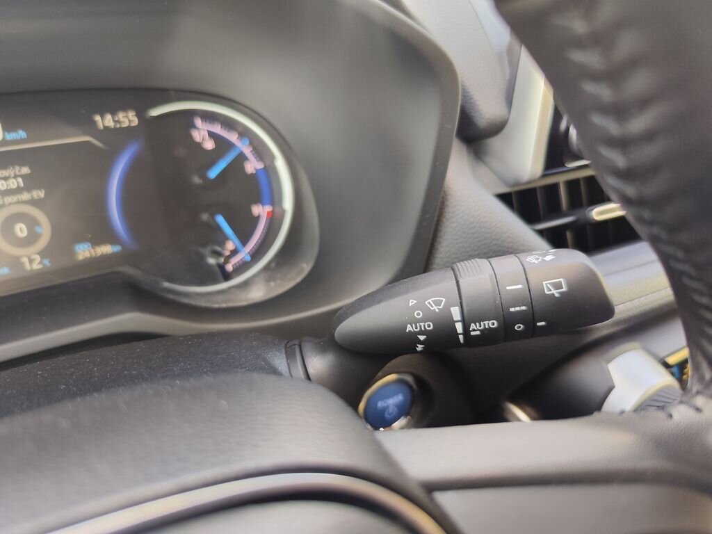 Toyota RAV4 SUV 2,5 l 163 kw