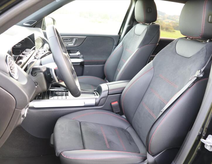 Mercedes-Benz GLB 14