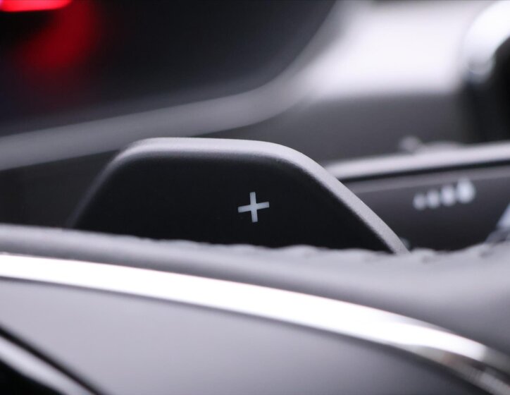 Škoda Superb Liftback 2,0 l 110 kw