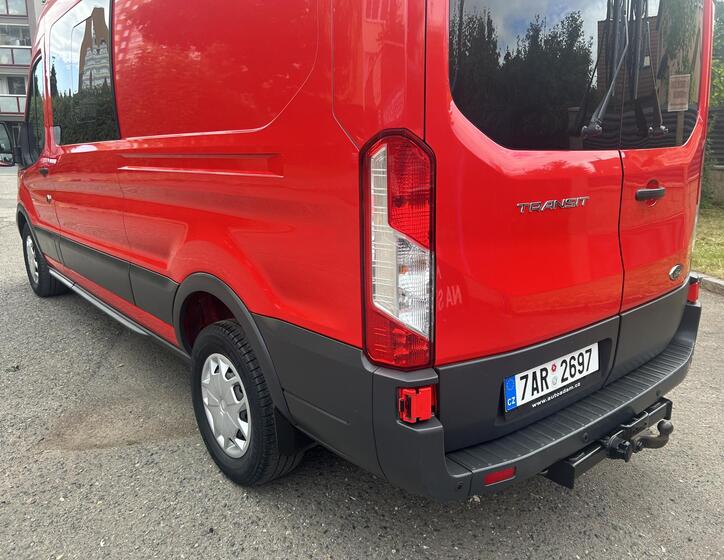 Ford Transit 7
