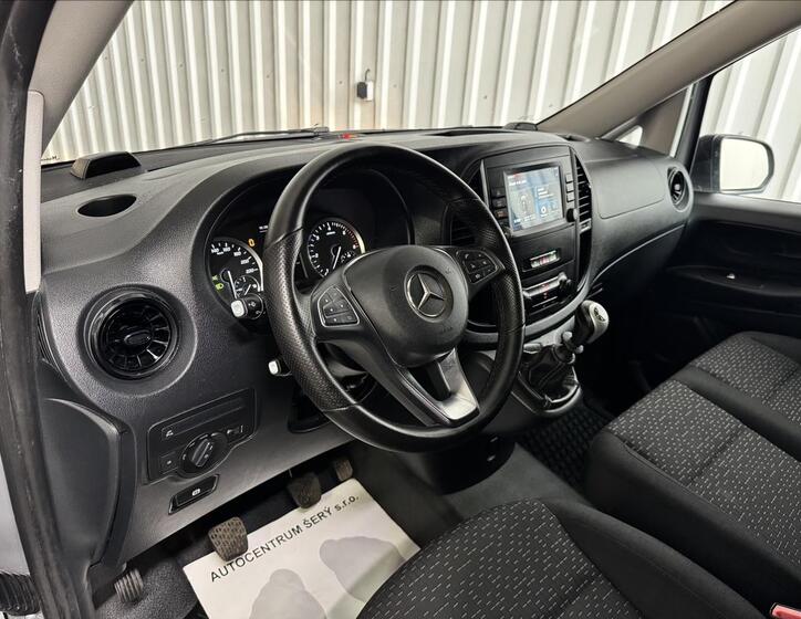 Mercedes-Benz Vito 15