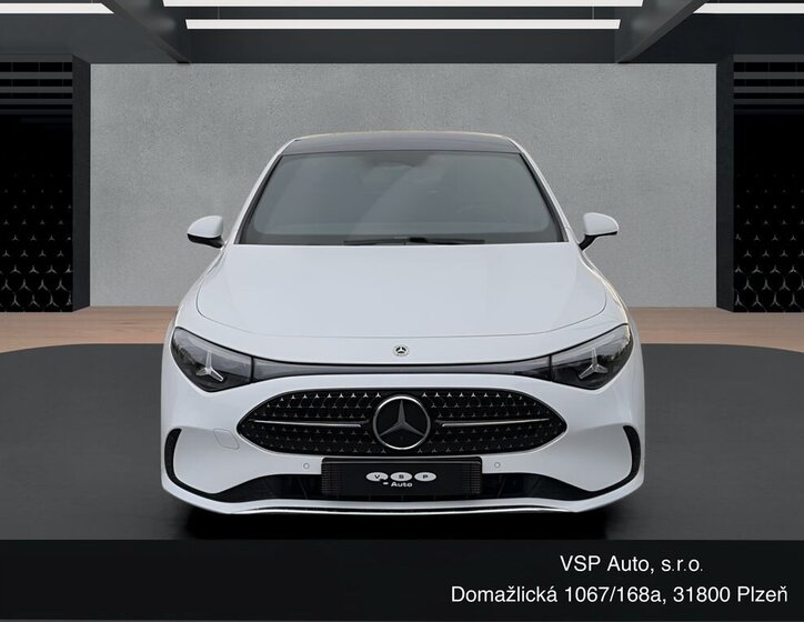 Mercedes-Benz CLA Sedan / Limuzína 1,3 l 120 kw