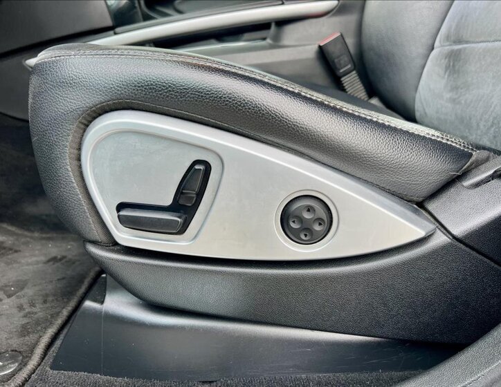 Mercedes-Benz Třídy M 23