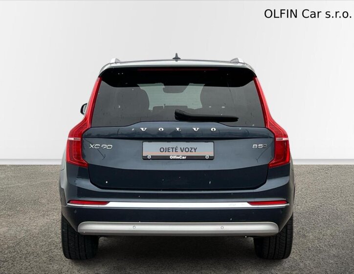 Volvo XC90 SUV / Terénní 2,0 l 173 kw