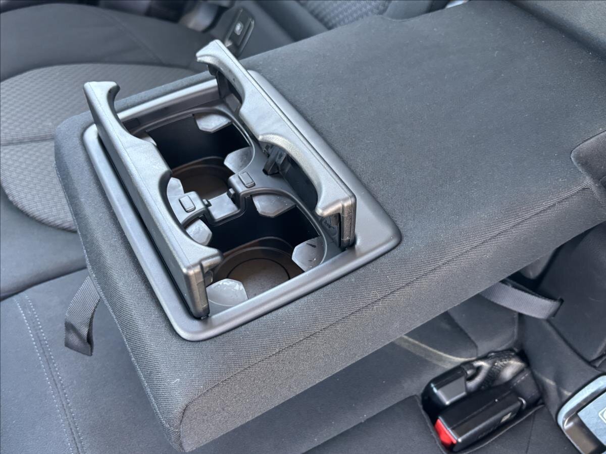 BMW X1 Kombi 1,5 l 100 kw