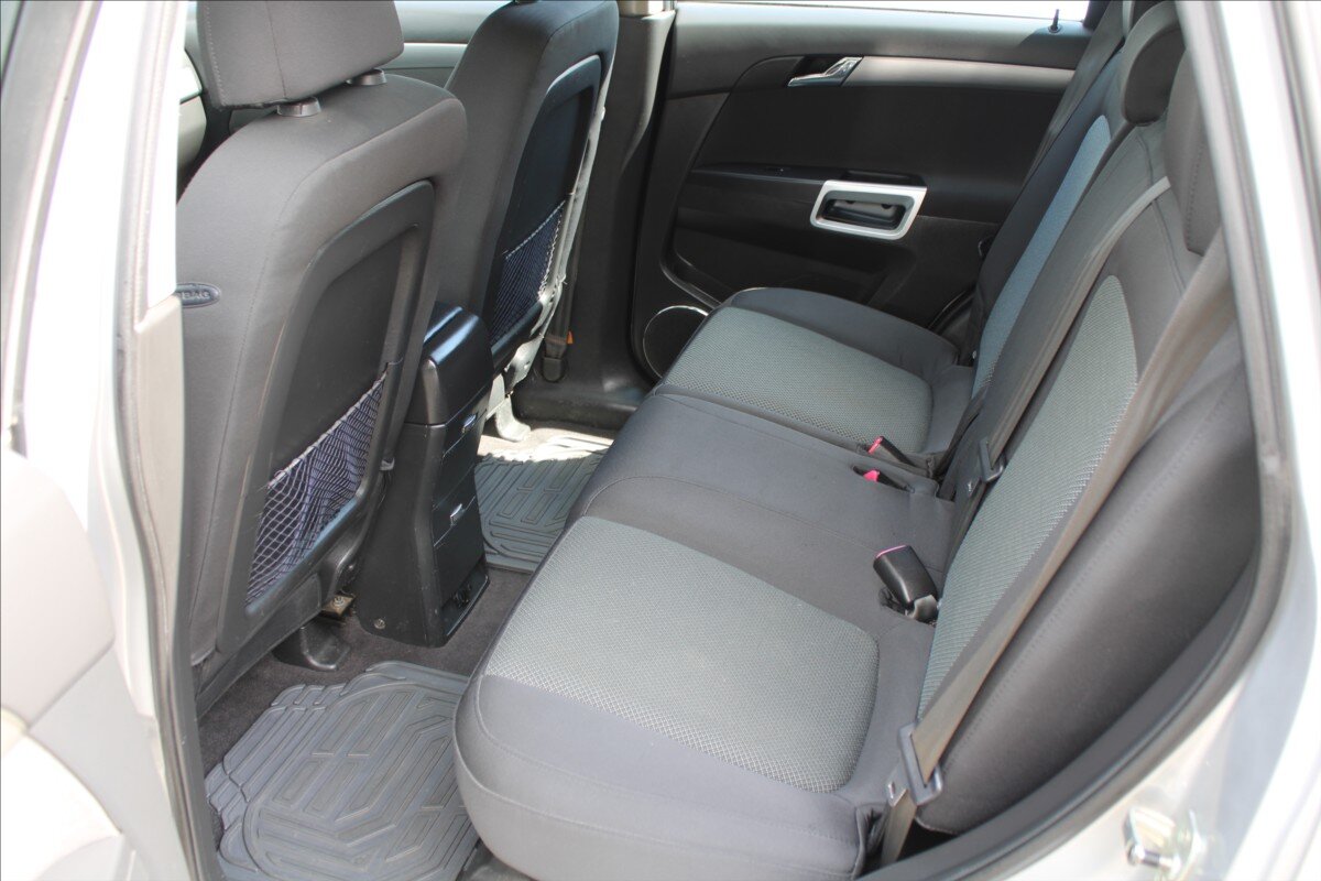 Opel Antara SUV / Terénní 2,0 l 110 kw