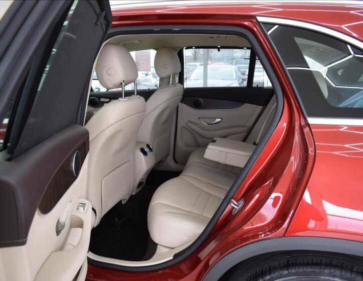 Mercedes-Benz GLC 11