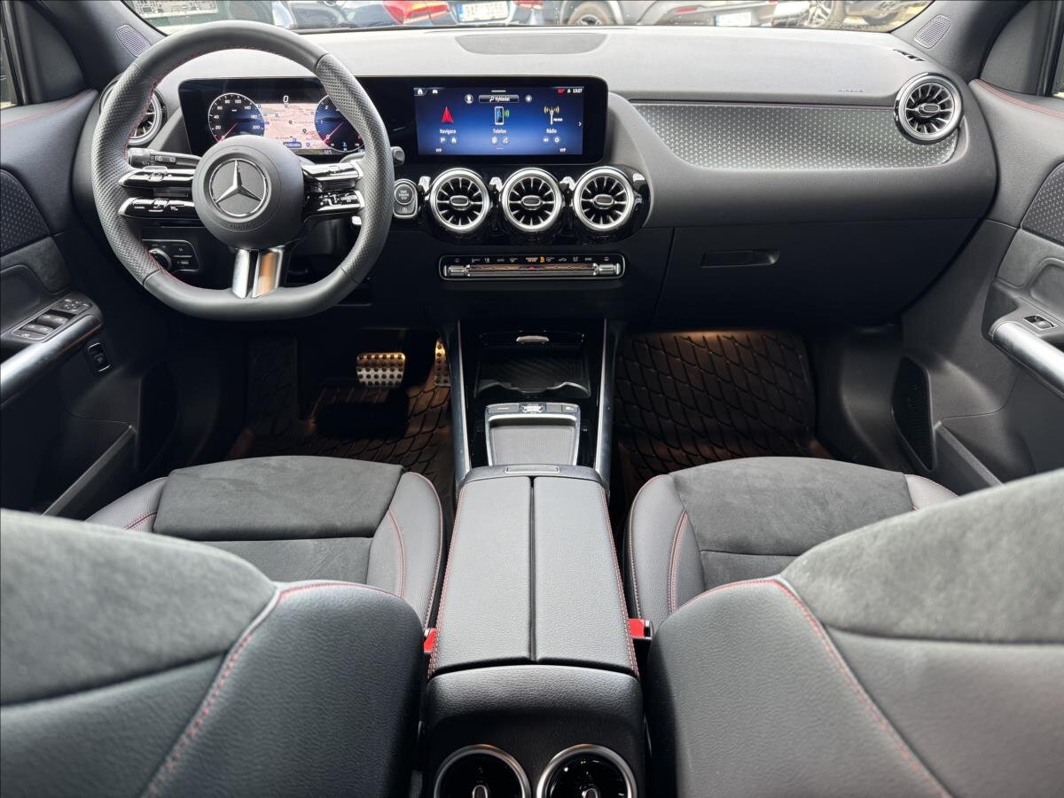 Mercedes-Benz GLA SUV 2,0 l 110 kw