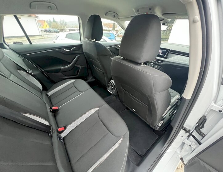 Škoda Scala Hatchback 1,0 l 85 kw