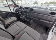 Renault Master 8