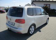 Volkswagen Touran 4