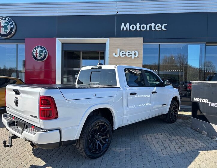 Dodge RAM Pick-up 3,0 l 403 kw