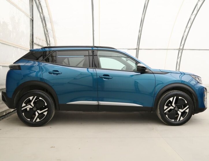 Peugeot 2008 SUV / Terénní 1,2 l 74 kw