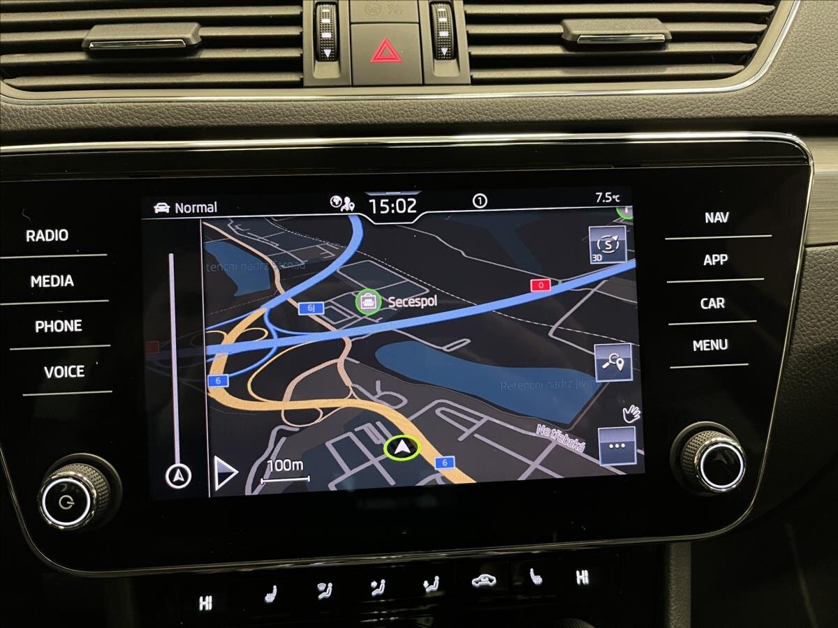 Škoda Superb Kombi 2,0 l 110 kw