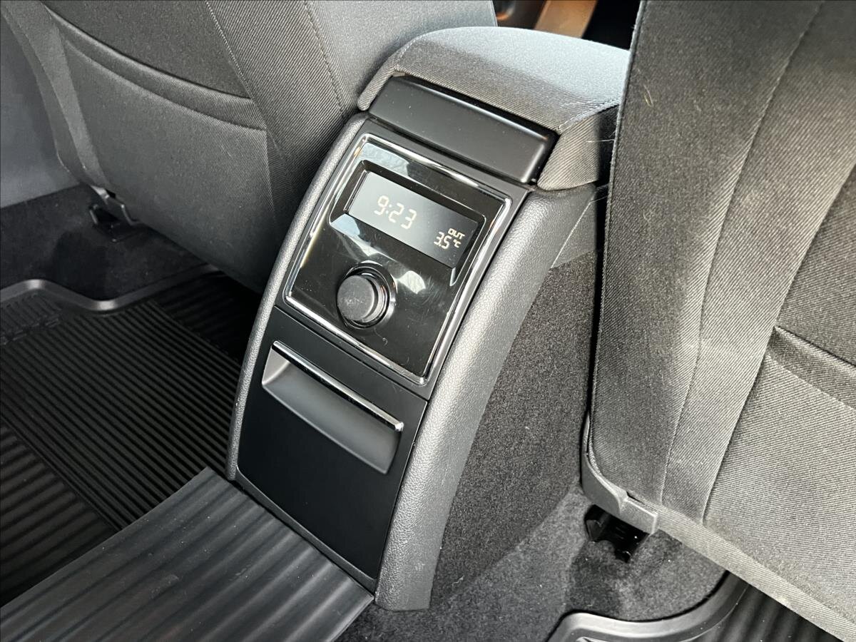 Škoda Superb Kombi 3,6 l 191 kw