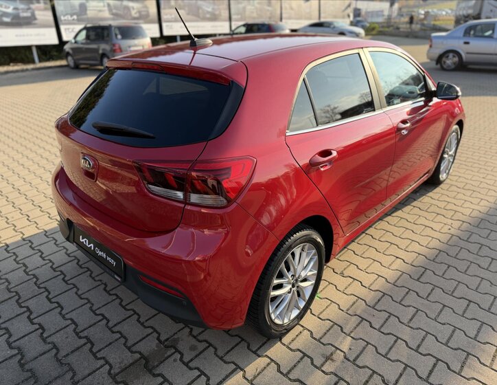 KIA Rio Hatchback 1,4 l 73 kw