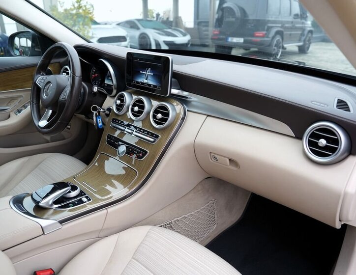 Mercedes-Benz Třídy C 23