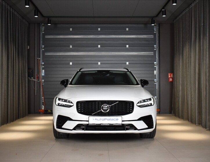 Volvo V90 6