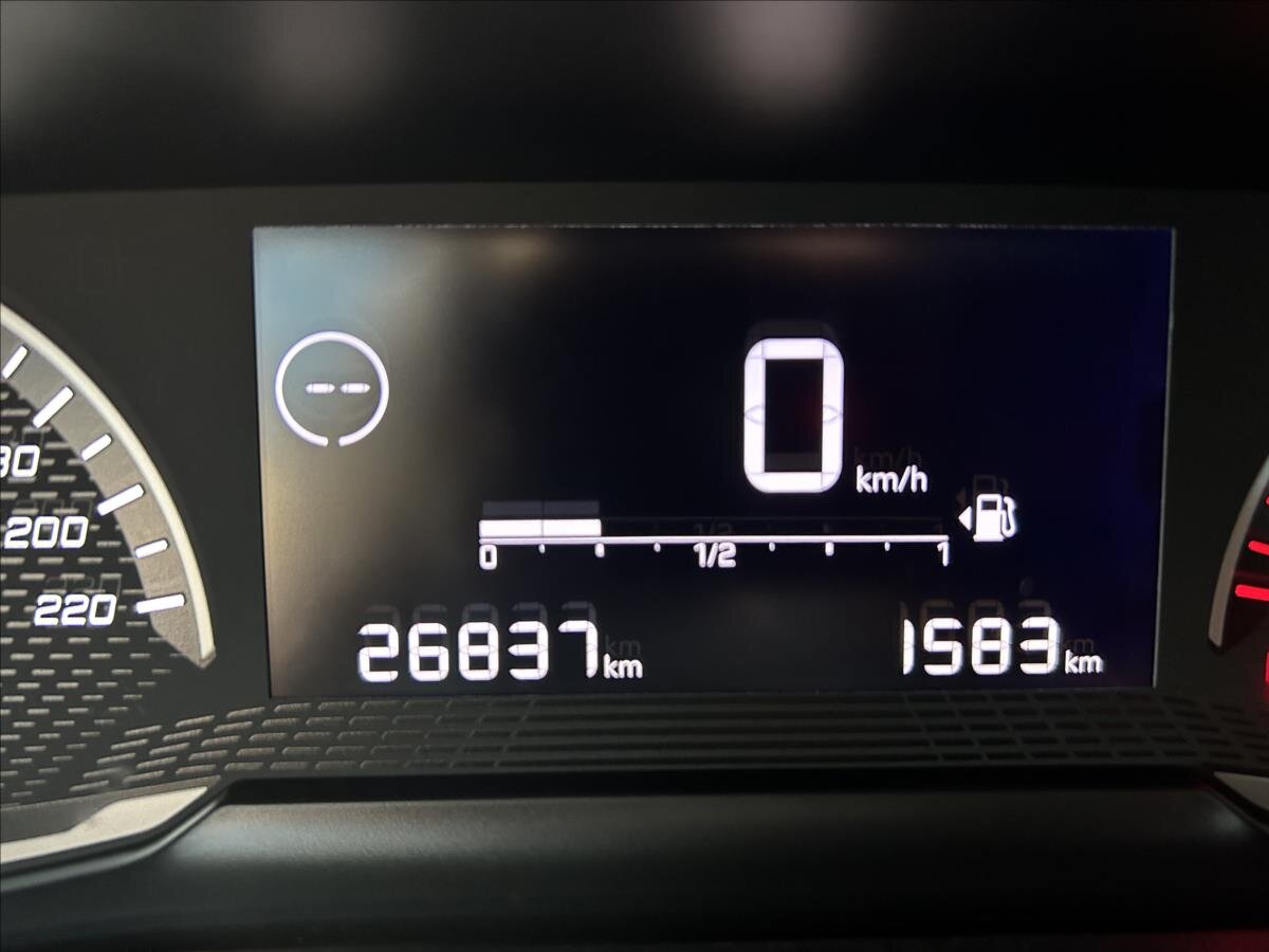 Peugeot 2008 SUV / Terénní 1,2 l 74 kw