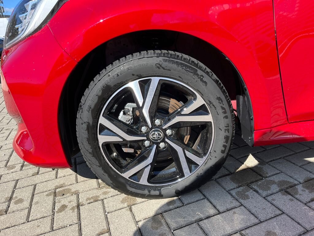 Toyota Yaris Hatchback 1,5 l 68 kw