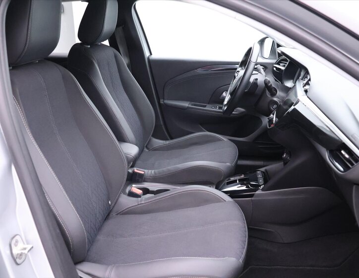 Opel Corsa Hatchback 1,2 l 74 kw