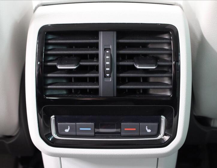 Volkswagen Passat 31