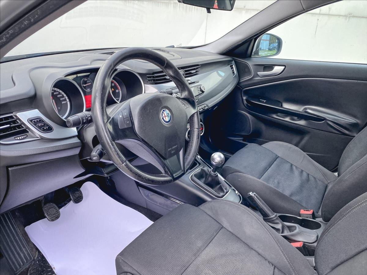 Alfa Romeo Giulietta Hatchback 1,6 l 77 kw