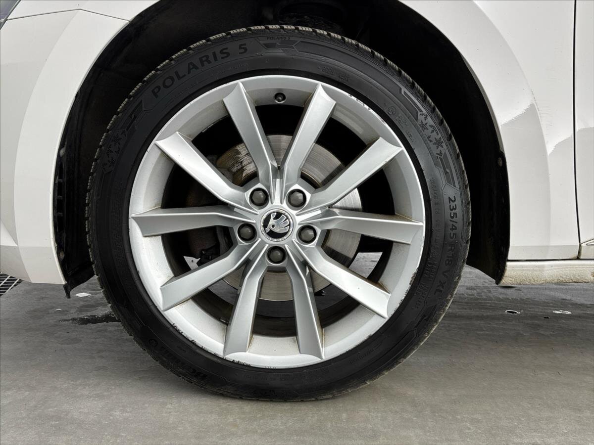 Škoda Superb Kombi 2,0 l 140 kw