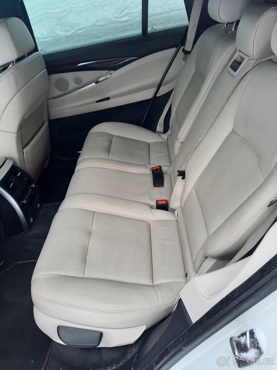 BMW Řada 5 Sedan 3,0 l 220 kw