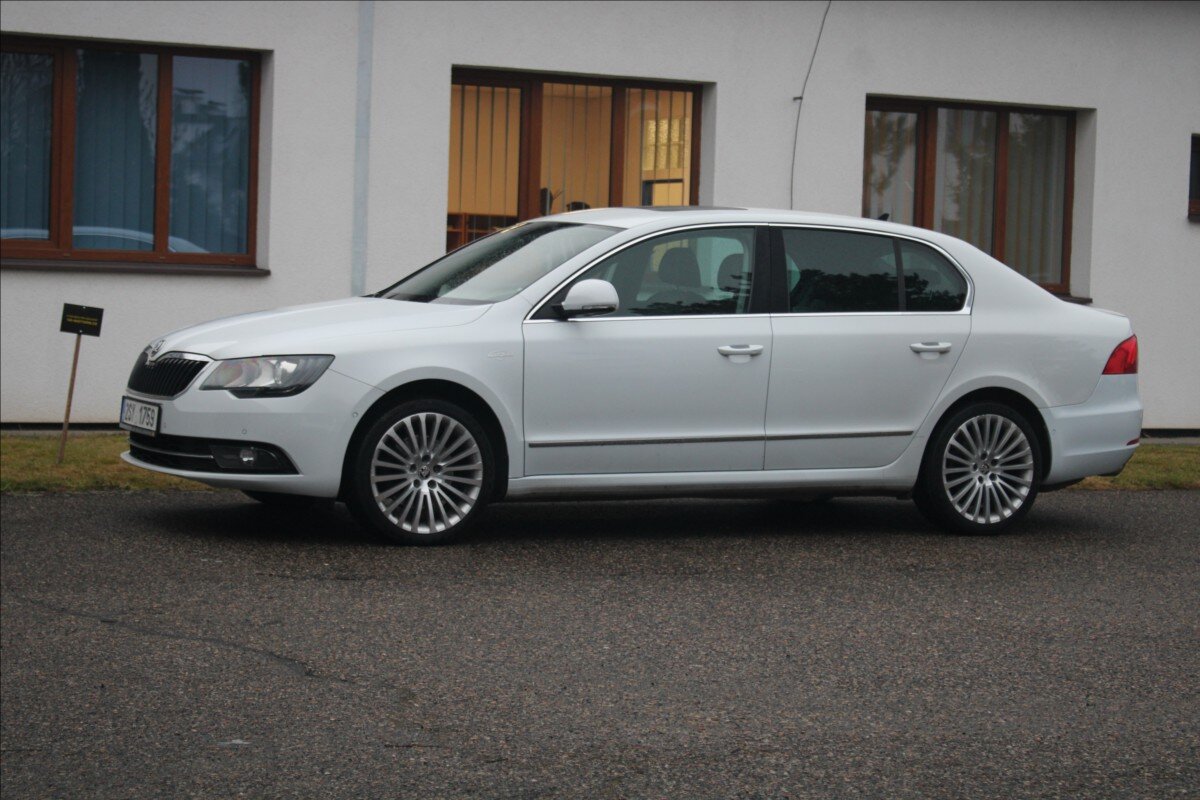 Škoda Superb Sedan 2,0 l 125 kw
