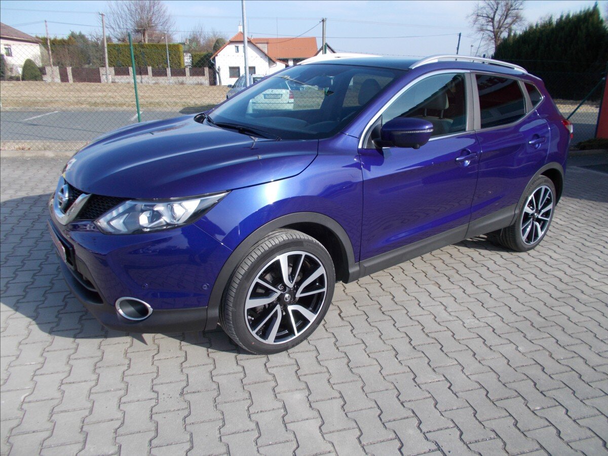 Nissan Qashqai SUV / Terénní 1,6 l 120 kw