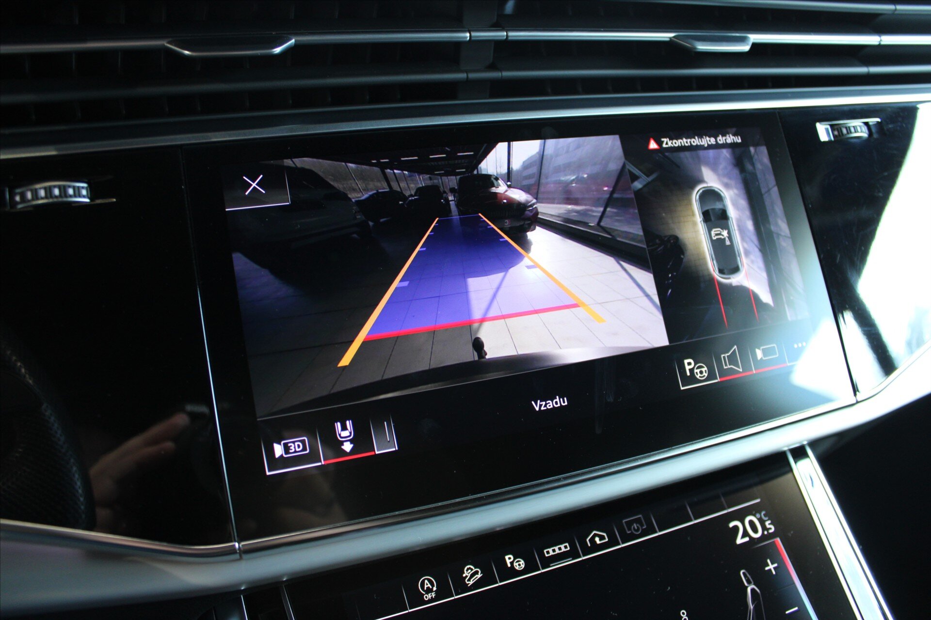 Audi Q8 SUV 3,0 l 210 kw