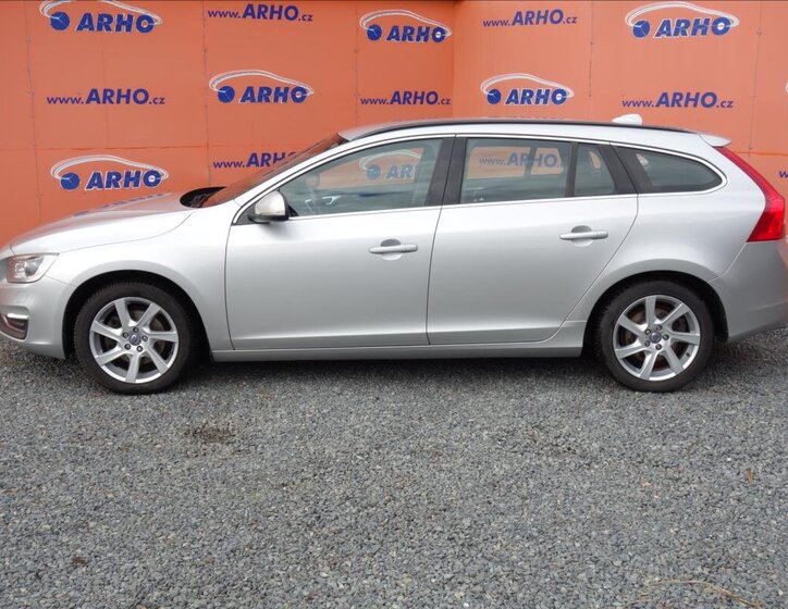 Volvo V60 Kombi 2,0 l 133 kw