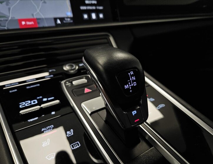 Porsche Panamera Kombi 4,0 l 404 kw