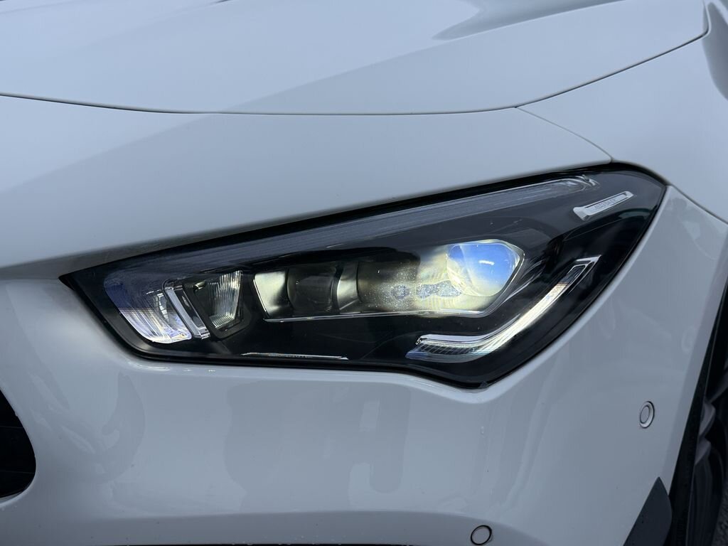 Mercedes-Benz CLA Kombi 2,0 l 310 kw