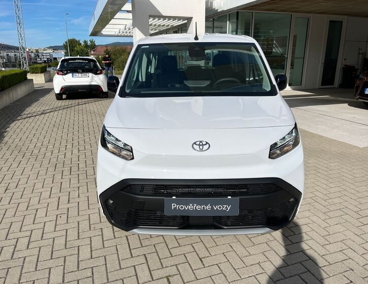 Toyota ProAce City Verso 8