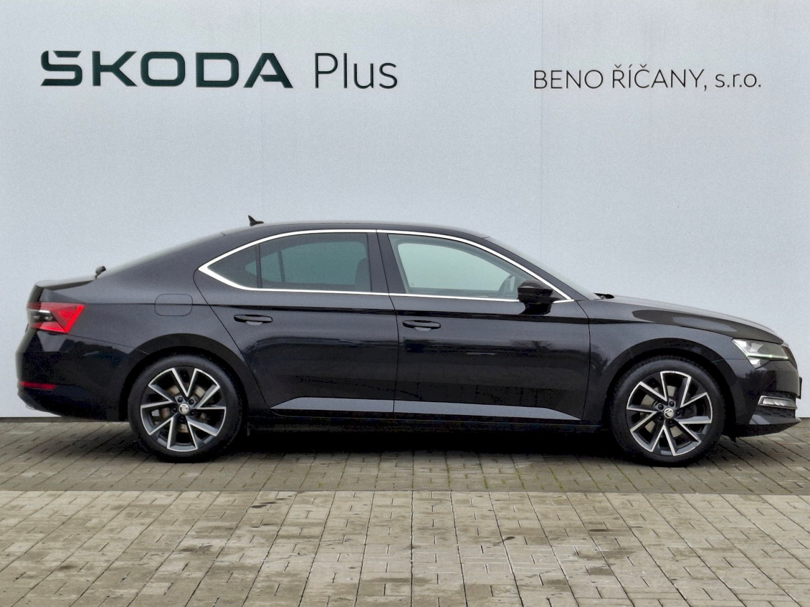 Škoda Superb Sedan 2,0 l 110 kw