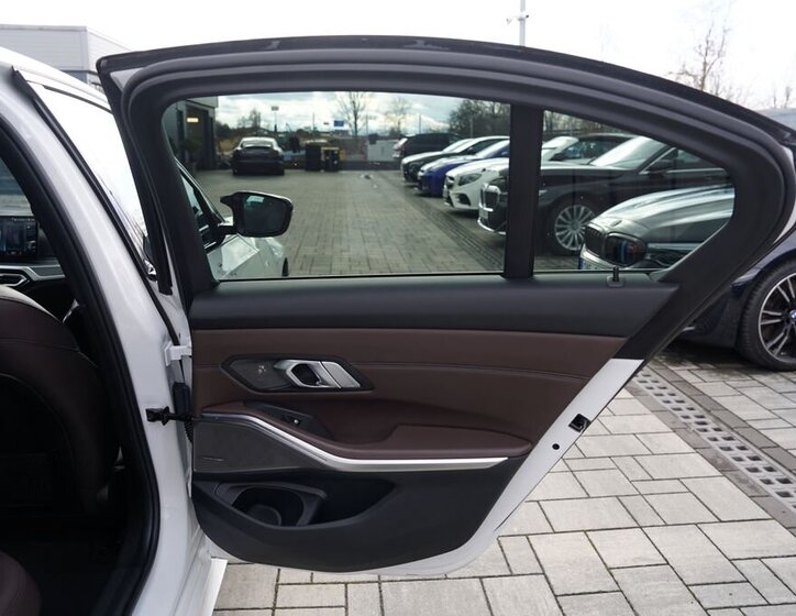 BMW Řada 3 Sedan 3,0 l 275 kw