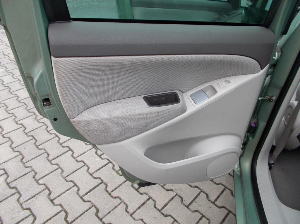 Fiat Idea Hatchback 1,9 l 74 kw