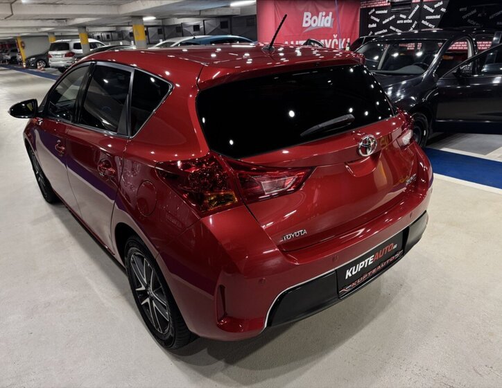 Toyota Auris Hatchback 1,6 l 97 kw