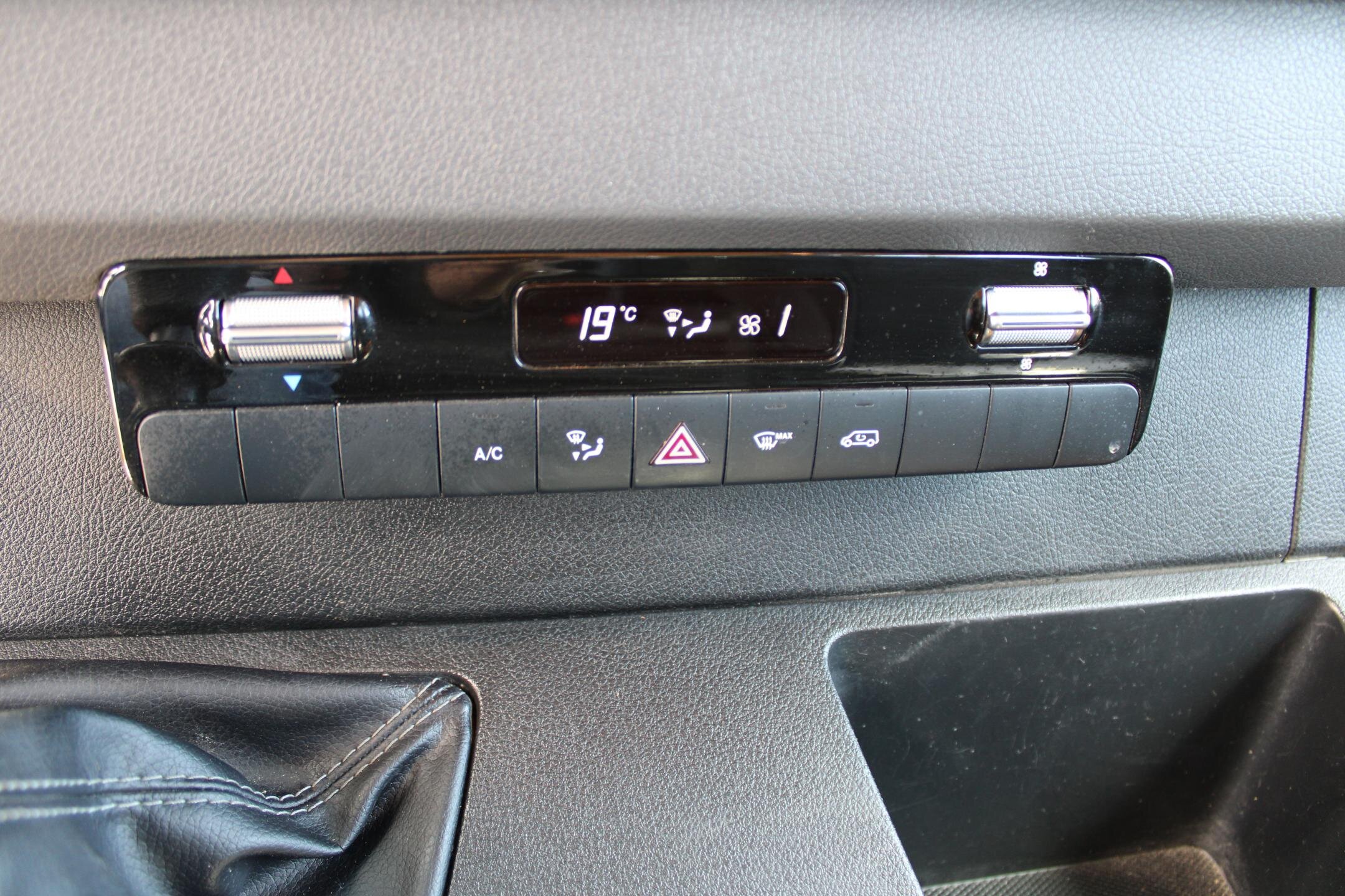 Mercedes-Benz Sprinter Užitková 2,1 l 120 kw