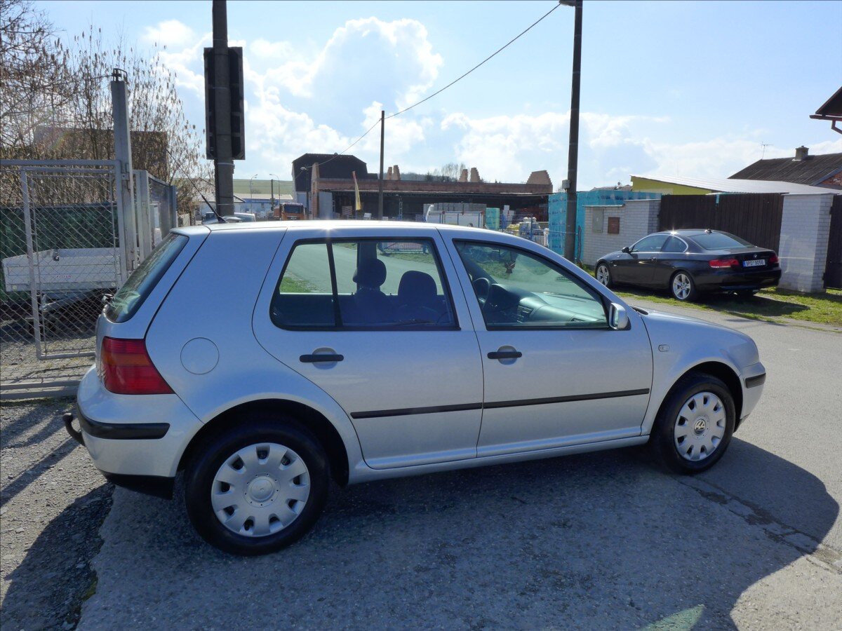 Volkswagen Golf Hatchback 1,9 l 74 kw